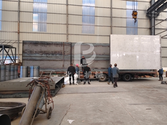 定制服務(wù)再落地!炭化生產(chǎn)線配件裝車